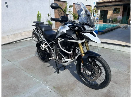 TRIUMPH TIGER