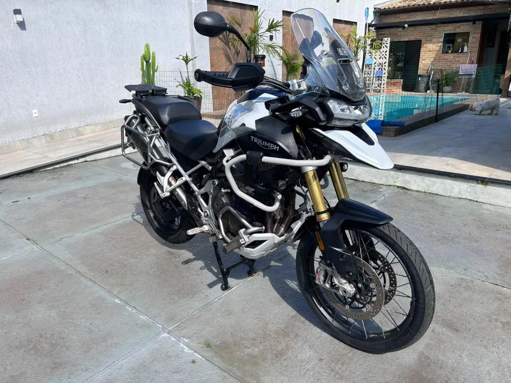TRIUMPH TIGER