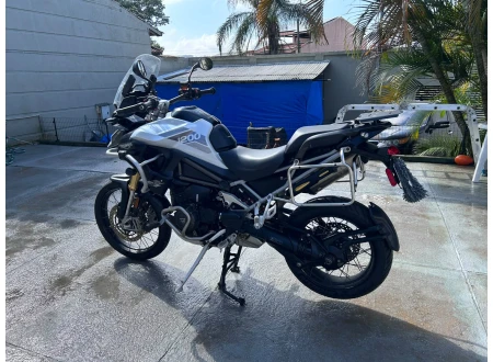 TRIUMPH TIGER